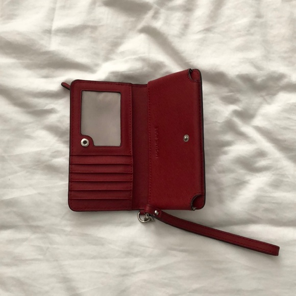 Michael Kors Red Jet Set Slim Tech Wristlet - Picture 2 of 3